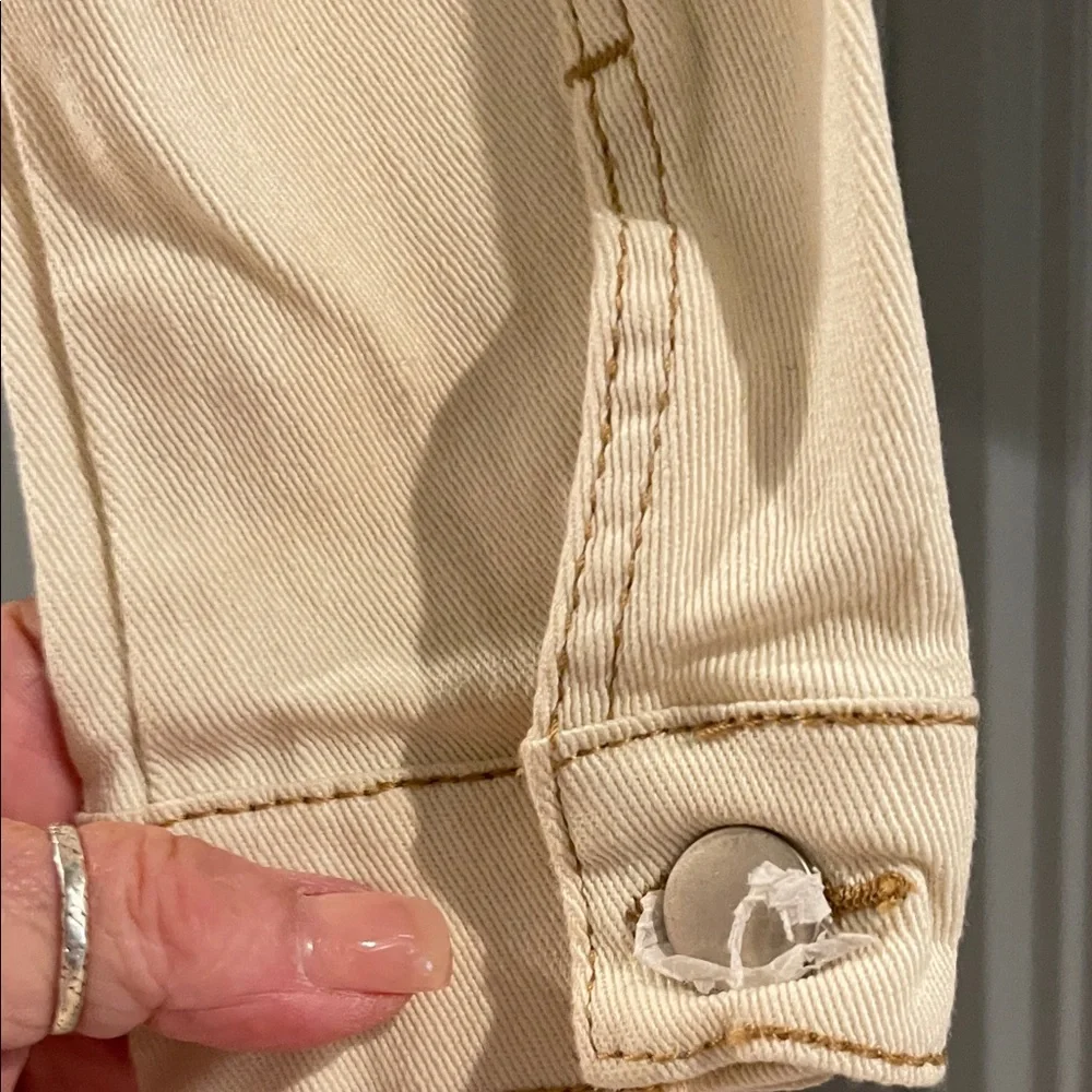 American Eagle Outfitters Light Tan Denim Jacket - Picture 11 of 12